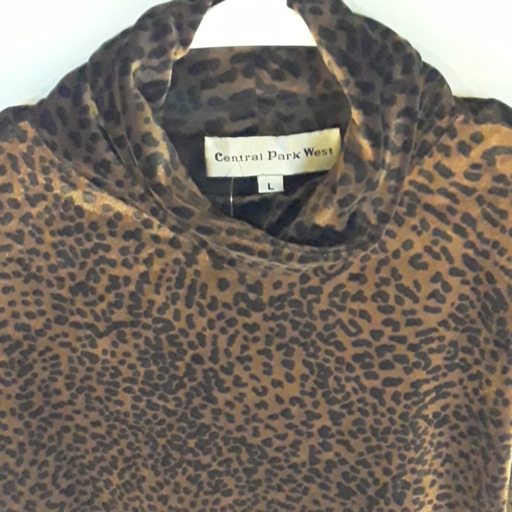 Central Park West L Velvet Cheetah print
